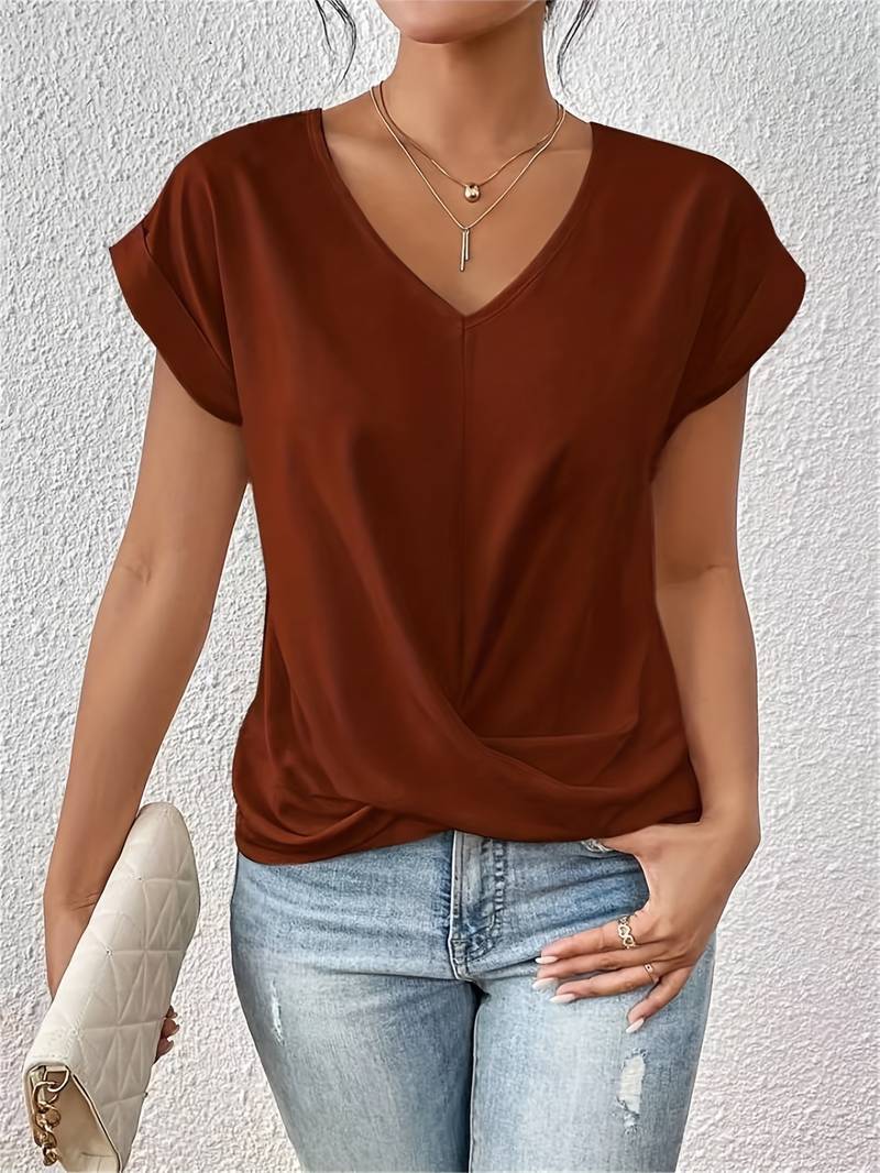 Avslappnad t-shirt - elegant kortärmad damtop