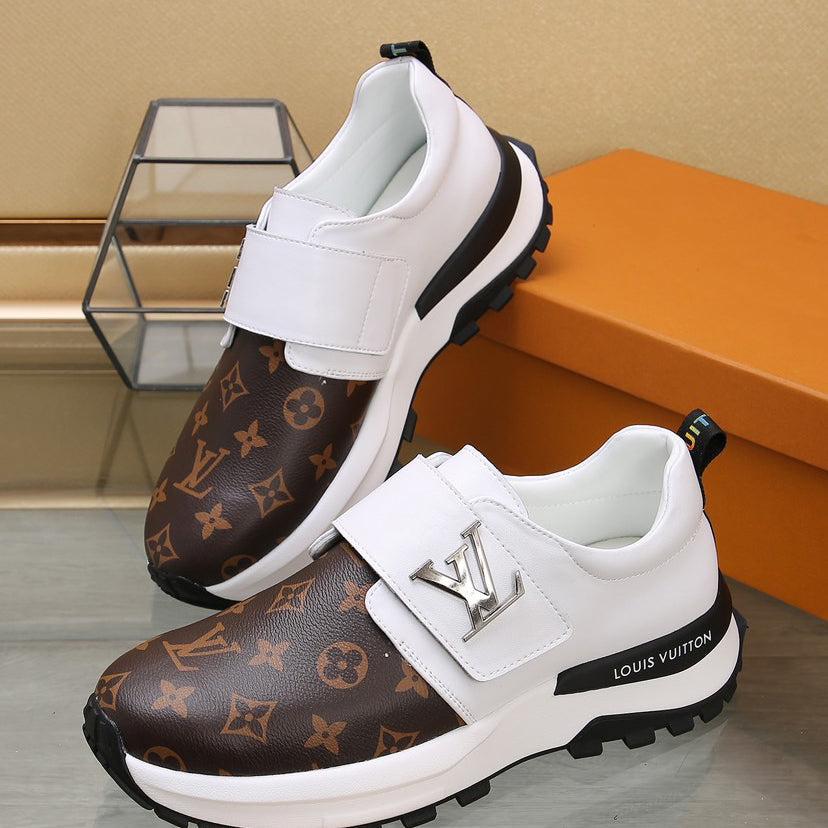 V-print Velcro sneakers XC07070601