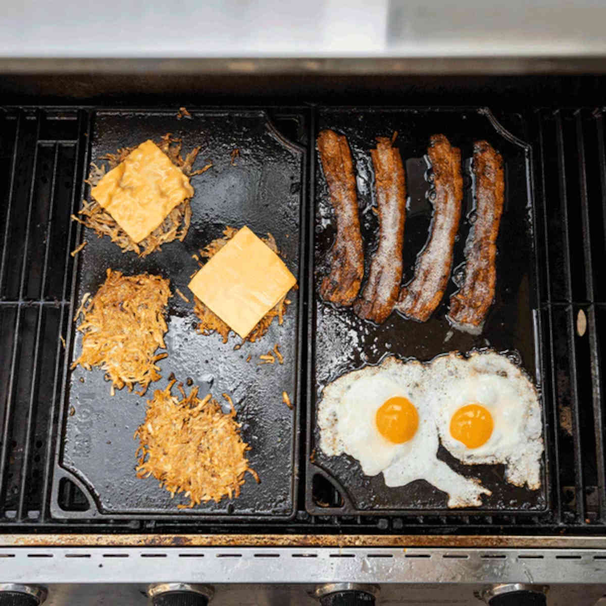 Lodge Cast Iron Double Play Reversible Grill / Griddle