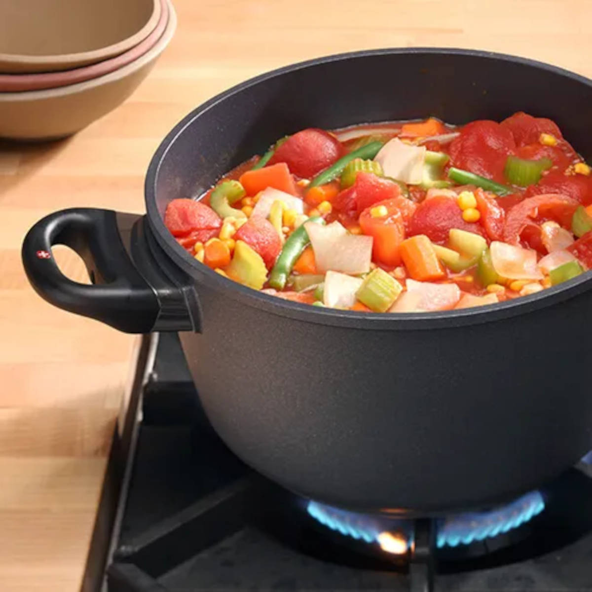 Swiss Diamond XD Induction Soup Pot with Lid 24cm