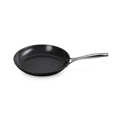Le Creuset Essential Non-Stick Ceramic Shallow Frying Pan Set 24cm & 28cm