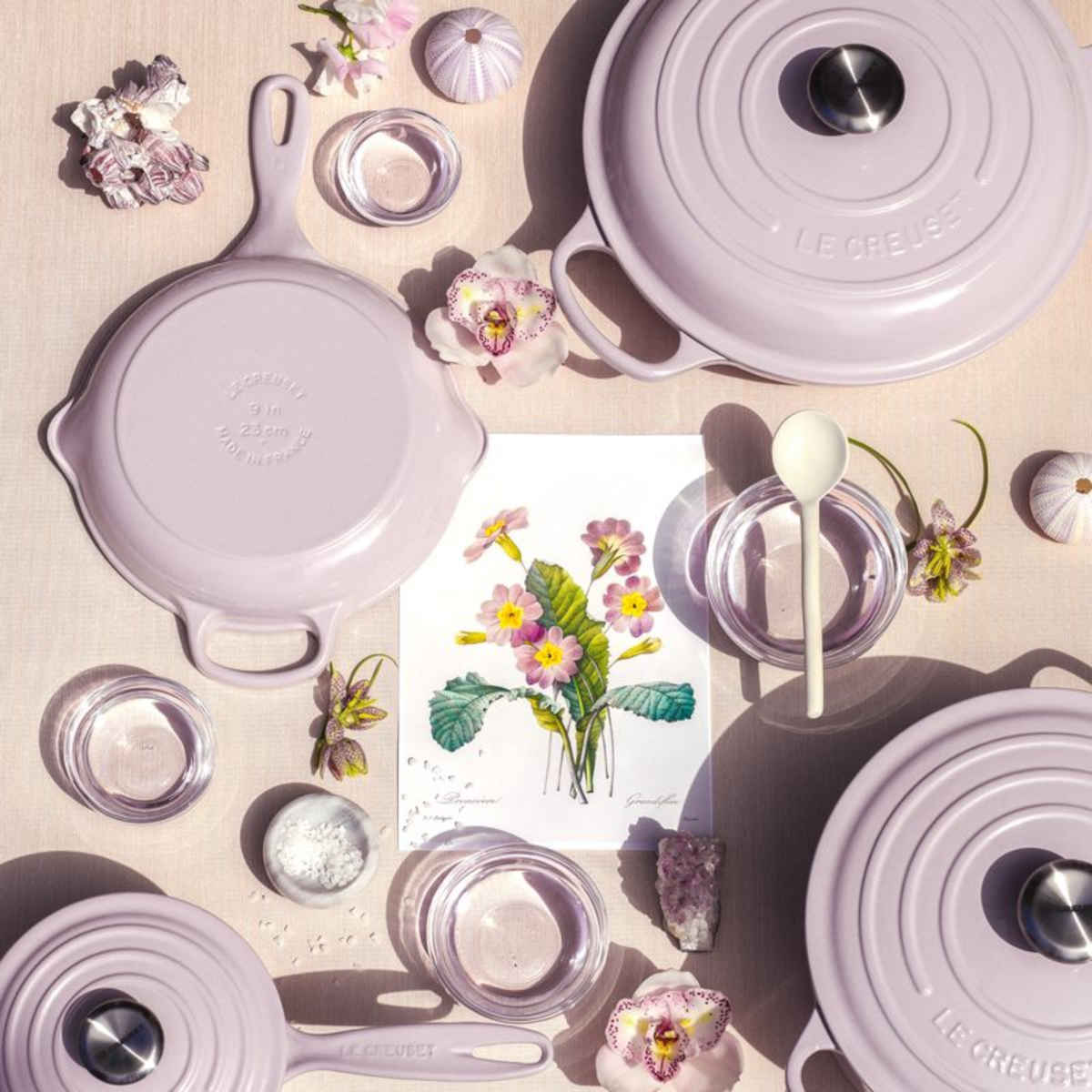 Le Creuset Signature Round Skillet Shallot 26cm