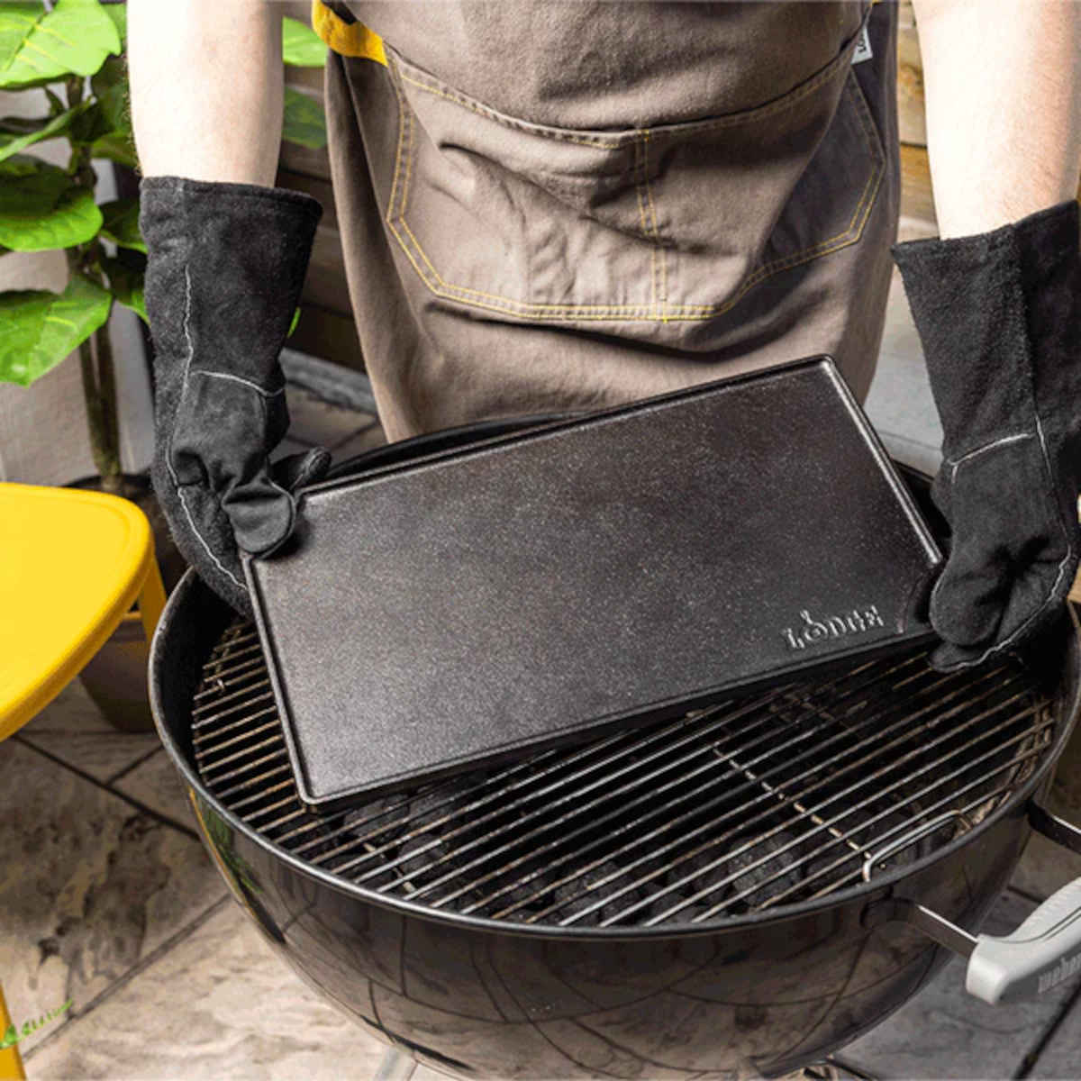 Lodge Cast Iron Double Play Reversible Grill / Griddle