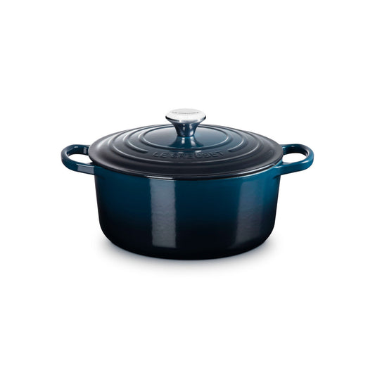 Le Creuset Signature Round Casserole Nuit 26cm (5.3L)