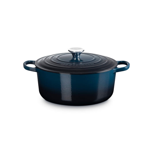 Le Creuset Signature Round Casserole Nuit 28cm (6.7L)