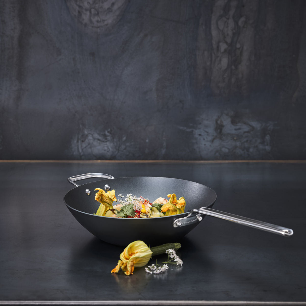 Scanpan Black Iron Wok 30cm