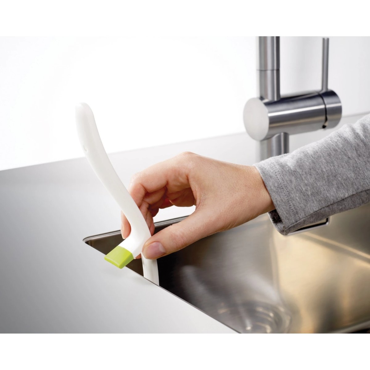 Joseph Joseph Edge Washing Up Brush